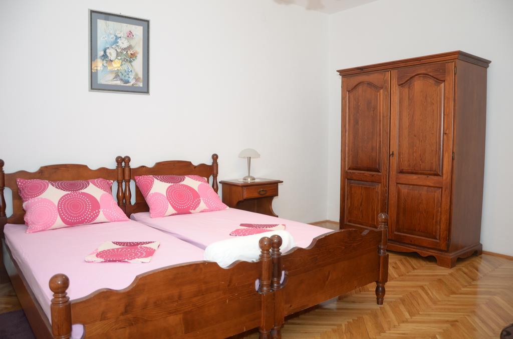 Apartments Nikola Сень Экстерьер фото